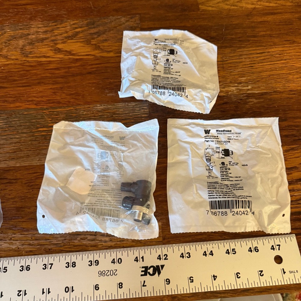 Woodhead Molex Micro-Change 5 Pole Male 90 Degree Connector 1200710049 Lot of 3